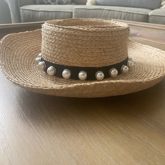Accessories - Beyond the Beach Hat